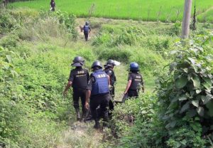 জঙ্গি আস্তানা থেকে ‍দুই লাশ, গ্রেনেড ও ভারি অস্ত্র উদ্ধার