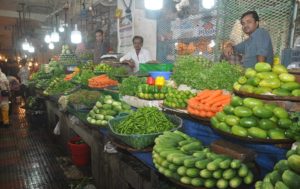 নাগালের মধ্যে ইলিশ নাগালের মধ্যে ইলিশ