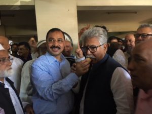 মিষ্টিমুখে যাত্রা শুরু মিষ্টিমুখে যাত্রা শুরু