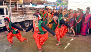 নির্বাচনের মৌসুমে নজর কাড়ল চবি