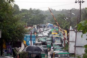 কালুরঘাট সেতুর টোল বৃদ্ধিতে অসন্তোষ কালুরঘাট সেতুর টোল বৃদ্ধিতে অসন্তোষ