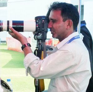 ‘মুক্তিযুদ্ধে মেশিনগানে শুট করেছি, এখন ক্যামেরায় করি’ ‘মুক্তিযুদ্ধে মেশিনগানে শুট করেছি, এখন ক্যামেরায় করি’