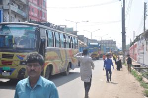 যানজটে আটকা পড়েছে ৮ হাজার গাড়ি যানজটে আটকা পড়েছে ৮ হাজার গাড়ি