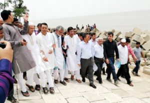 ‘সুপার ডাইক সড়ক নির্মিত হলে চট্টগ্রামের জলাবদ্ধতা কমবে’ ‘সুপার ডাইক সড়ক নির্মিত হলে চট্টগ্রামের জলাবদ্ধতা কমবে’
