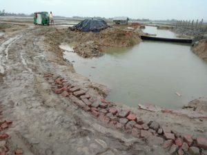 উজানটিয়ায় কালভার্টের কারণে ভোগান্তি