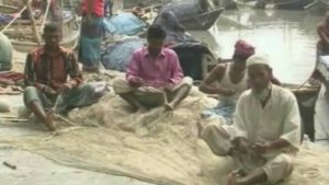 লক্ষ্মীপুরে খাদ্য সহায়তার চাল না পাওয়ায় জেলেদের হতাশা লক্ষ্মীপুরে খাদ্য সহায়তার চাল না পাওয়ায় জেলেদের হতাশা