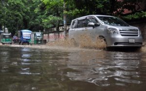 বৃষ্টি হলেই ভোগান্তি বৃষ্টি হলেই ভোগান্তি