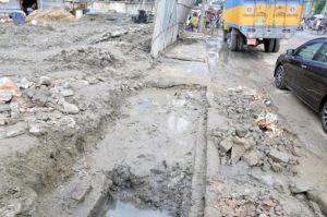 ওয়াসার কারণেই ওয়াসা মোড়ে জলাবদ্ধতা!