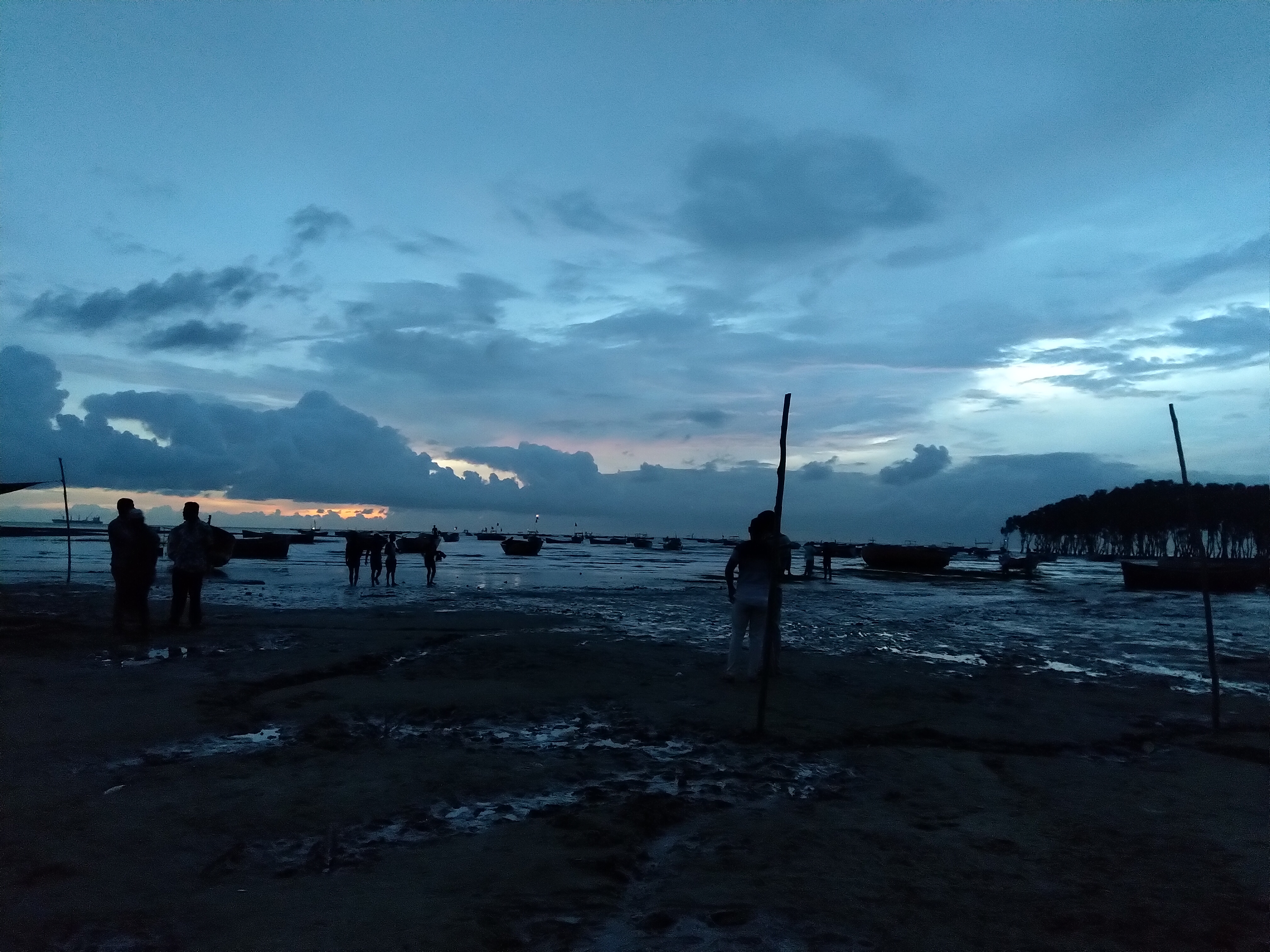 কাট্টলী বিচ: সম্ভাবনা অমিত, যোগাযোগ অনুন্নত কাট্টলী বিচ: সম্ভাবনা অমিত, যোগাযোগ অনুন্নত
