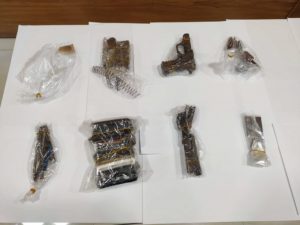 রানীর দিঘীতে অস্ত্র ও ইয়াবাসহ গ্রেপ্তার ৫