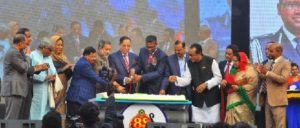 বেলুন আর কেক কেটে উদ্বোধন সিএমপির প্রতিষ্ঠাবার্ষিকী