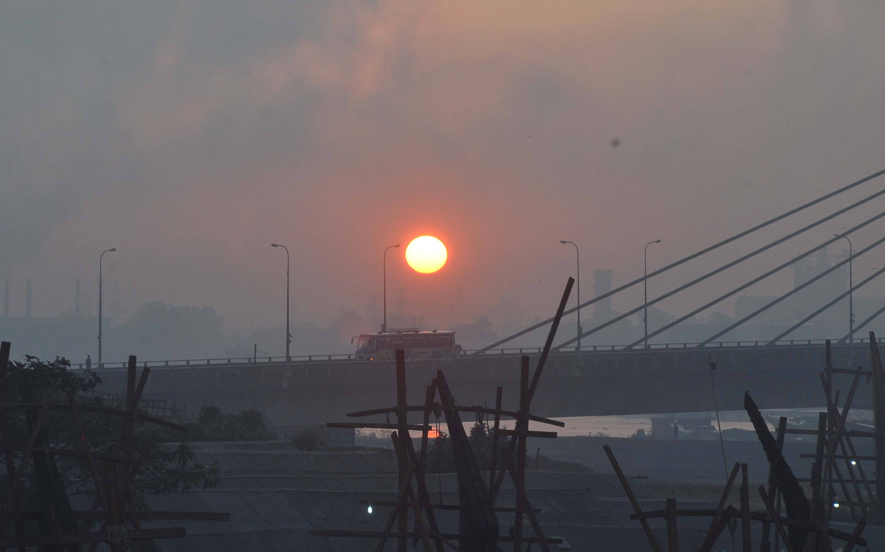কর্ণফুলীর সূর্যোদয়