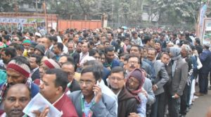 শৈত্যপ্রবাহকে সঙ্গী করে সোহরাওয়ার্দীতে নেতাকর্মীর ঢল