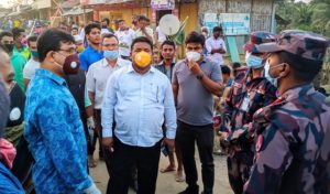 বিদ্যুতের শর্টসাকিটের আগুনে পুড়ে গেছে ২৫ দোকান