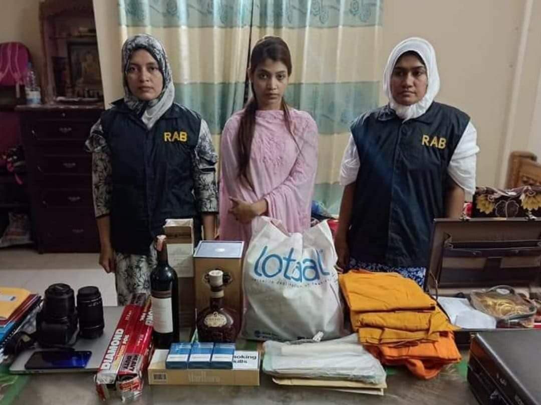 মোবাইল দোকানের সেলসম্যান থেকে প্রভাবশালী ভিক্ষু!