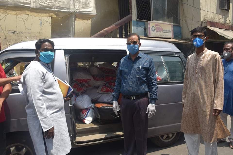 করোনাযুদ্ধে গণমানুষের পাশে আ জ ম নাছির করোনাযুদ্ধে গণমানুষের পাশে আ জ ম নাছির