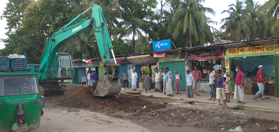 দ্রুত এগোচ্ছে চট্টগ্রাম-খাগড়াছড়ি সড়ক প্রশস্তকরণের কাজ দ্রুত এগোচ্ছে চট্টগ্রাম-খাগড়াছড়ি সড়ক প্রশস্তকরণের কাজ
