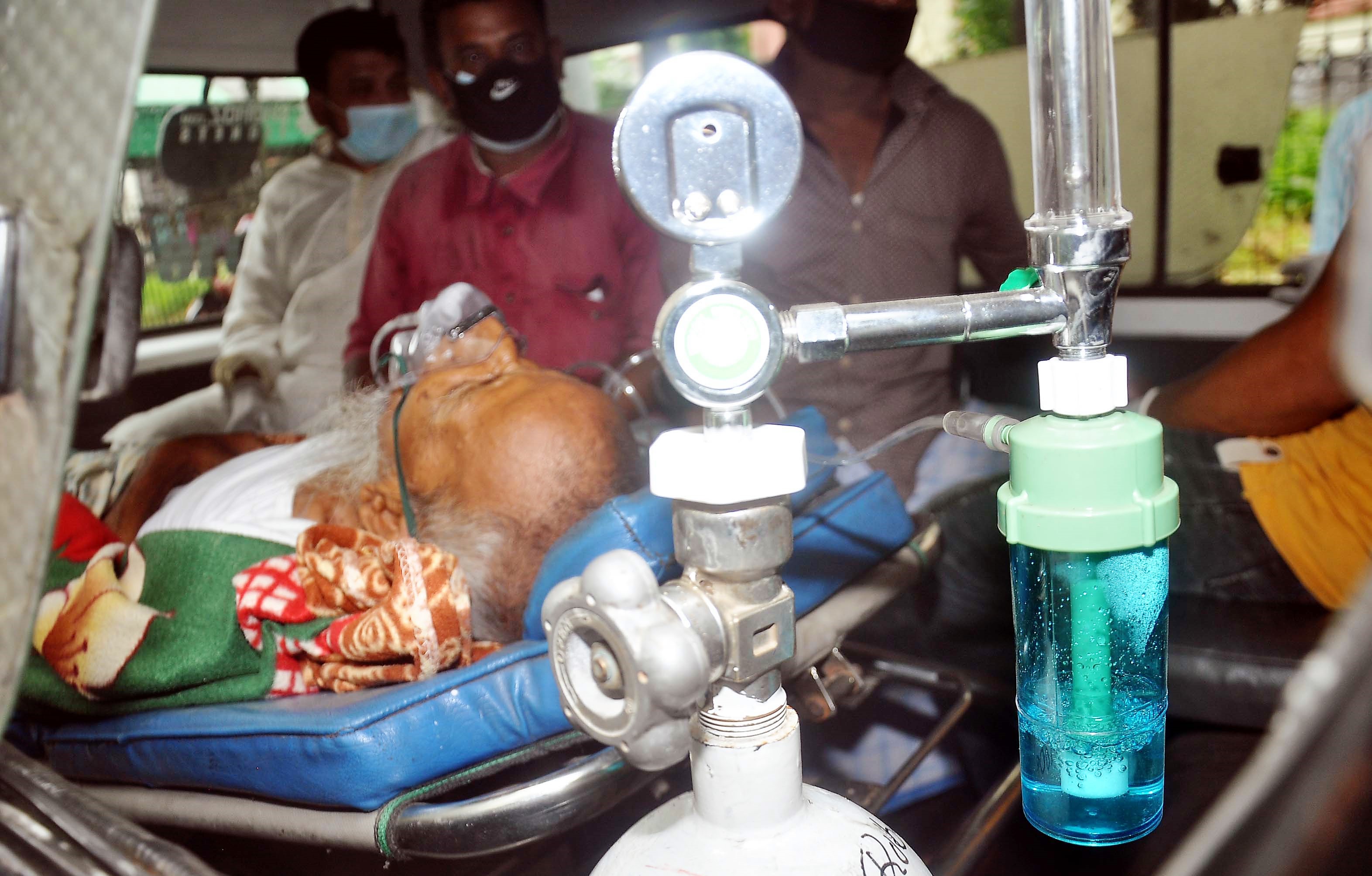 কোথায় গেলে মিলবে জীবন কোথায় গেলে মিলবে জীবন