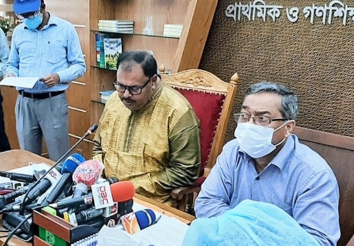 বিদ্যালয় খোলা না গেলে প্রাথমিকে অটো পাসের সিদ্ধান্ত