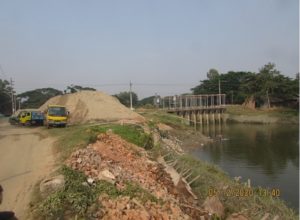 কর্ণফুলীতে অবৈধভাবে বালু উত্তোলন, রাজস্ব হারাচ্ছে সরকার কর্ণফুলীতে অবৈধভাবে বালু উত্তোলন, রাজস্ব হারাচ্ছে সরকার