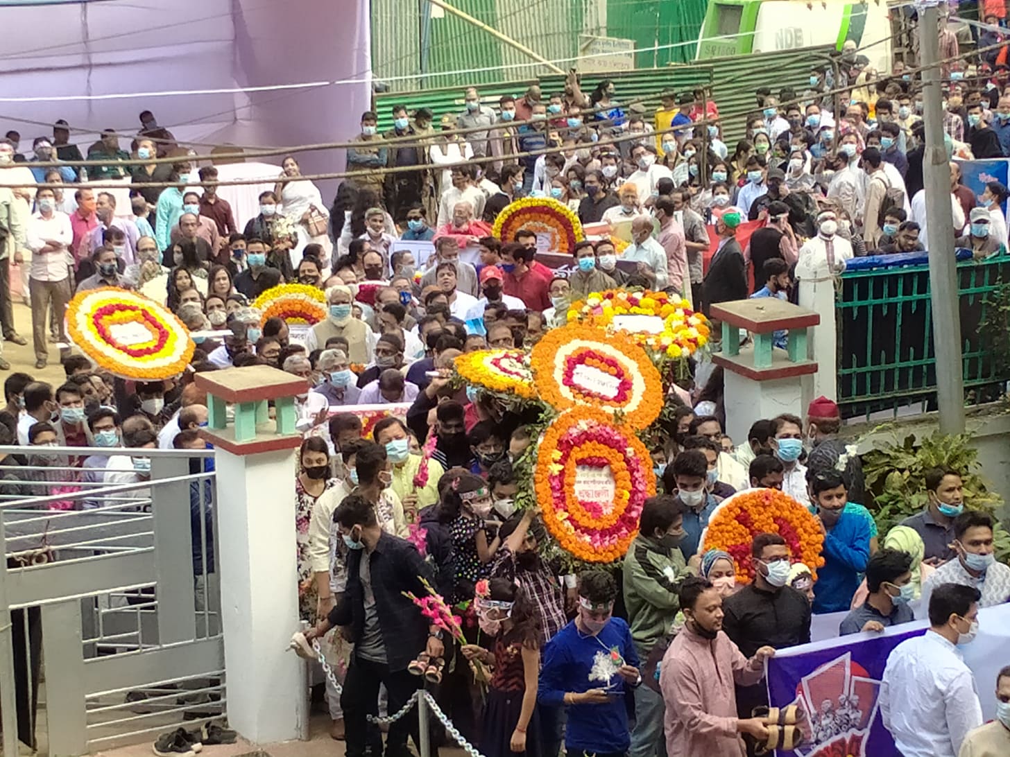 করোনায়ও ভাস্বর একুশের চেতনা করোনায়ও ভাস্বর একুশের চেতনা