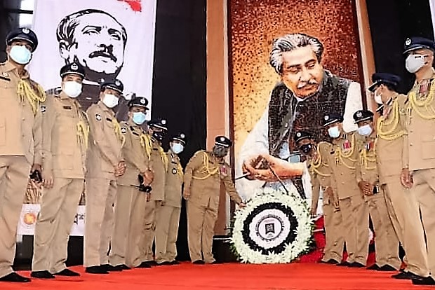 চট্টগ্রামে জাতীয় শোক দিবসে বঙ্গবন্ধুর প্রতিকৃতিতে সর্বস্তরের শ্রদ্ধা চট্টগ্রামে জাতীয় শোক দিবসে বঙ্গবন্ধুর প্রতিকৃতিতে সর্বস্তরের শ্রদ্ধা
