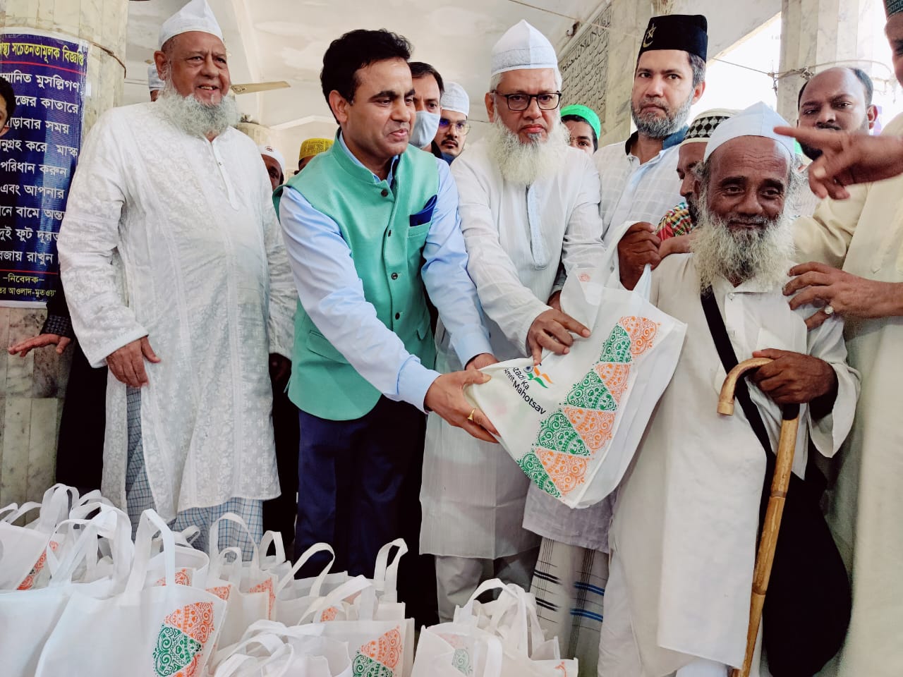 ভারত-বাংলাদেশ সম্পর্কের সোনালী অধ্যায় পার করছে: সহকারী হাইকমিশনার ভারত-বাংলাদেশ সম্পর্কের সোনালী অধ্যায় পার করছে: সহকারী হাইকমিশনার