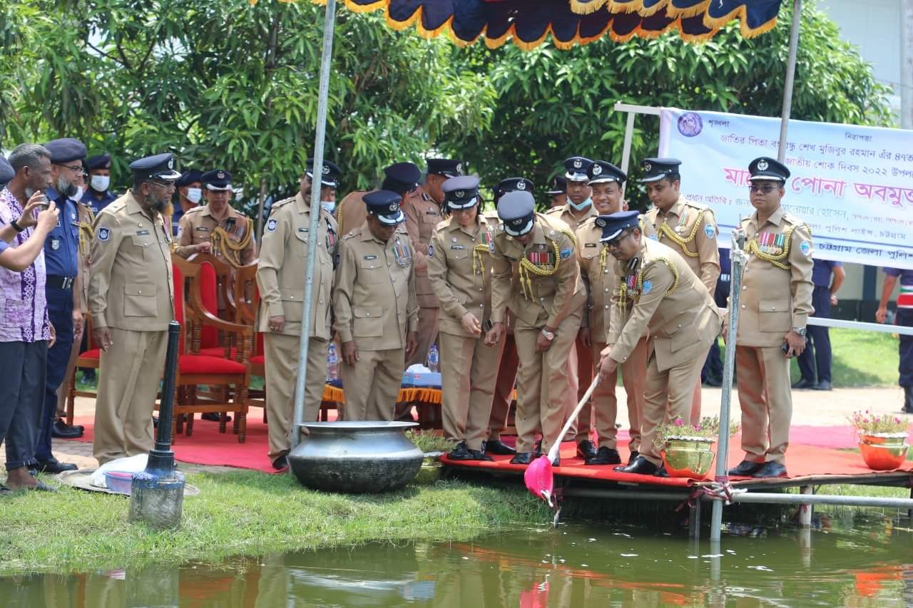 চট্টগ্রামে বিনম্র শ্রদ্ধায় জাতির পিতাকে স্মরণ চট্টগ্রামে বিনম্র শ্রদ্ধায় জাতির পিতাকে স্মরণ