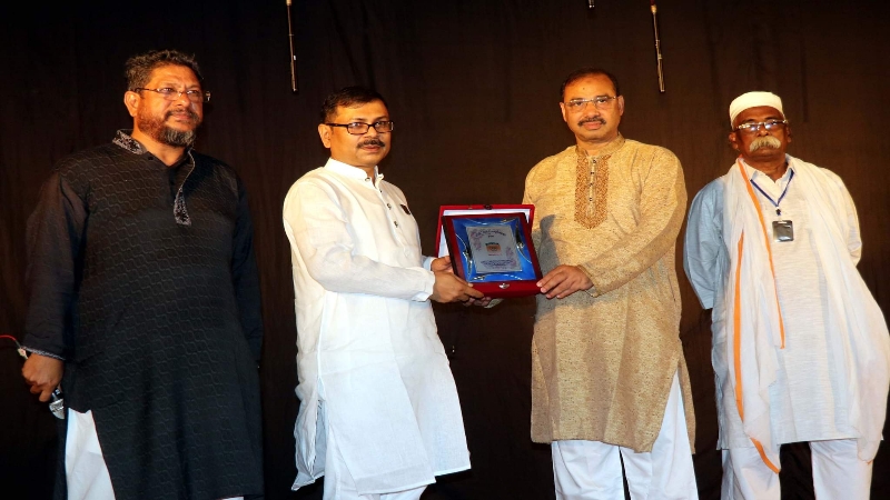 চট্টগ্রামে অভিশপ্ত আগস্ট” নাটকের ১১০তম পর্ব মঞ্চায়ন চট্টগ্রামে অভিশপ্ত আগস্ট” নাটকের ১১০তম পর্ব মঞ্চায়ন