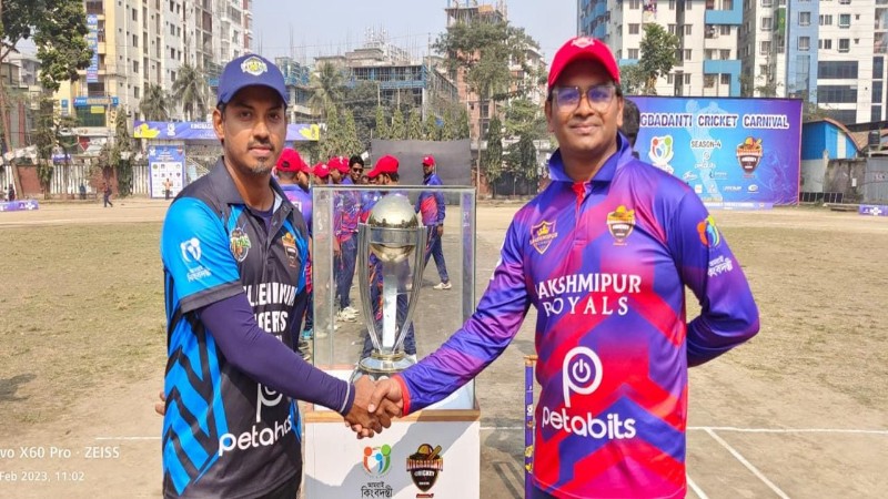 কিংবদন্তী ক্রিকেট কার্নিভ্যালের শিরোপা জিতলো 'মিলেনিয়াম টাইগার’স তেজগাঁও' কিংবদন্তী ক্রিকেট কার্নিভ্যালের শিরোপা জিতলো 'মিলেনিয়াম টাইগার’স তেজগাঁও'