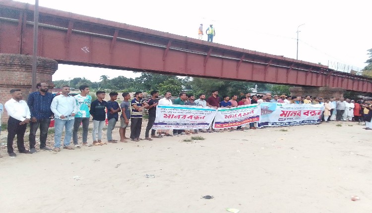 কালুরঘাট সেতু নির্মাণ নিয়ে ‘ষড়যন্ত্র’ হচ্ছে: ব্যারিস্টার মনোয়ার কালুরঘাট সেতু নির্মাণ নিয়ে ‘ষড়যন্ত্র’ হচ্ছে: ব্যারিস্টার মনোয়ার